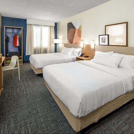 Spark By Hilton Branson Meadows Eksteriør bilde