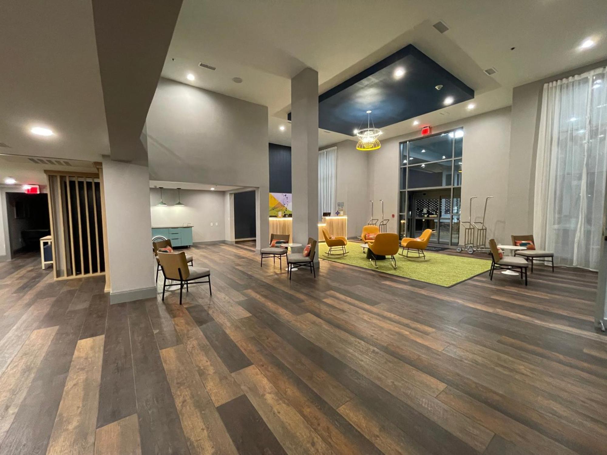 Spark By Hilton Branson Meadows Eksteriør bilde