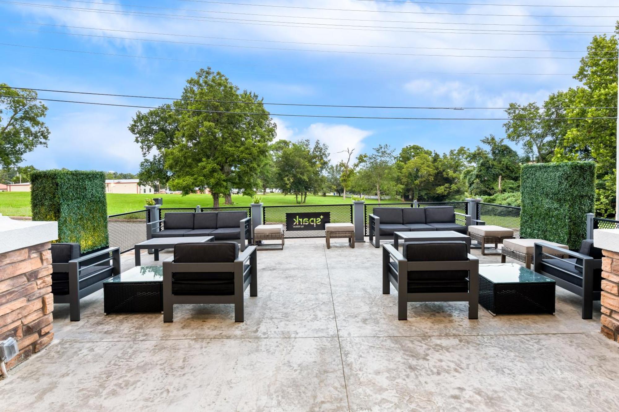 Spark By Hilton Branson Meadows Eksteriør bilde