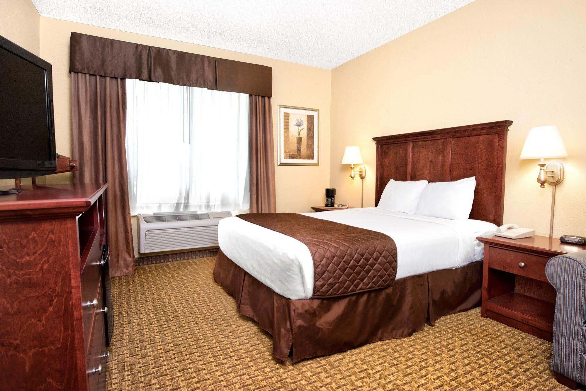 Spark By Hilton Branson Meadows Eksteriør bilde